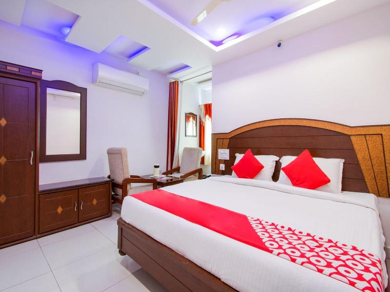 15936 Hotel Gnr Residency image