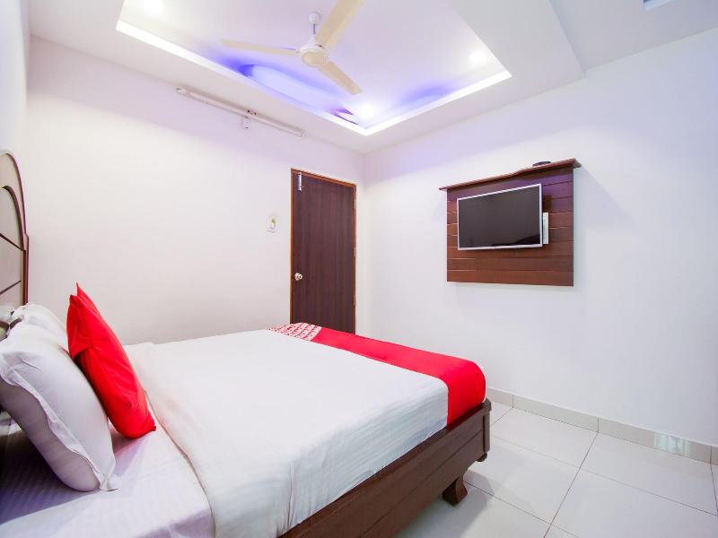 15936 Hotel Gnr Residency image