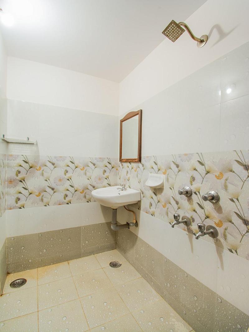15936 Hotel Gnr Residency image
