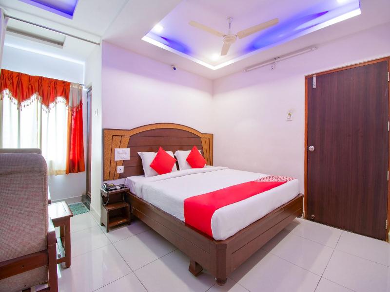 15936 Hotel Gnr Residency image