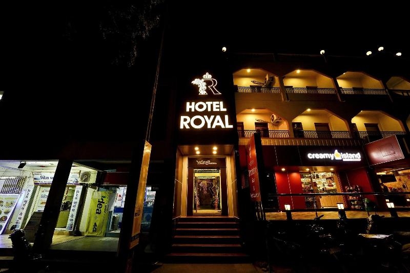 Hotel Royal image