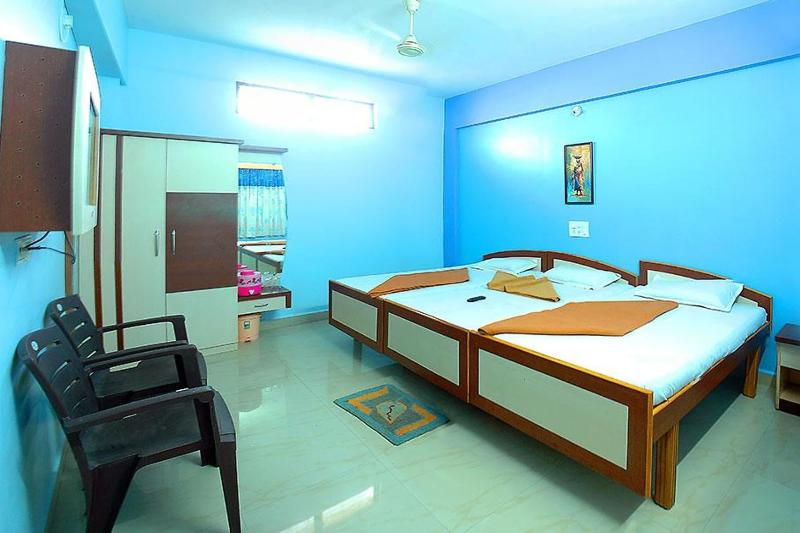 Hotel Royal image