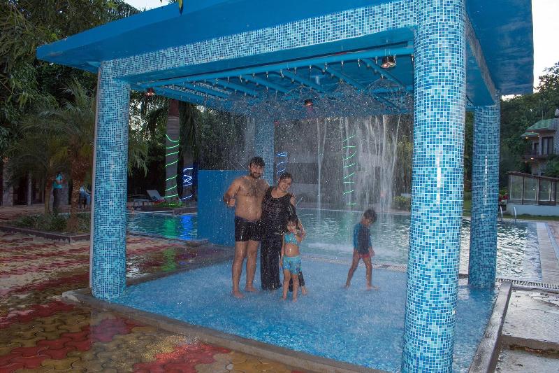 Clarissa Resort