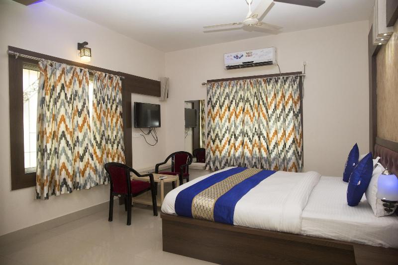 3904 Home Stay Tara Palace — main photo