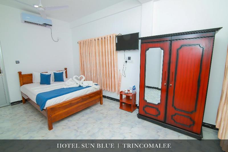 Hotel Sun Blue image