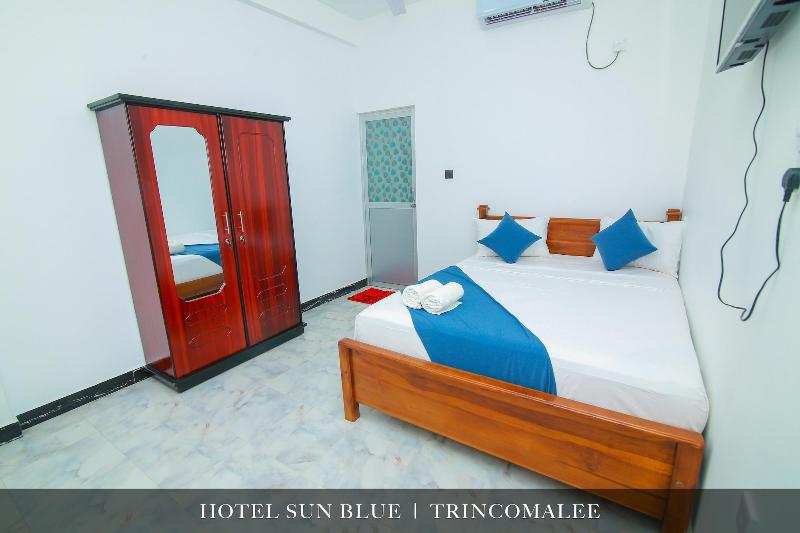 Hotel Sun Blue image