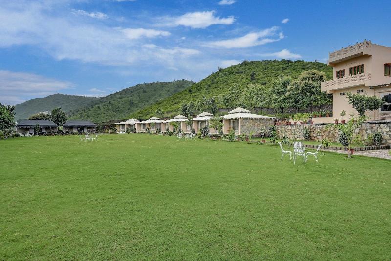 Kavish Holiday Hill Resort image