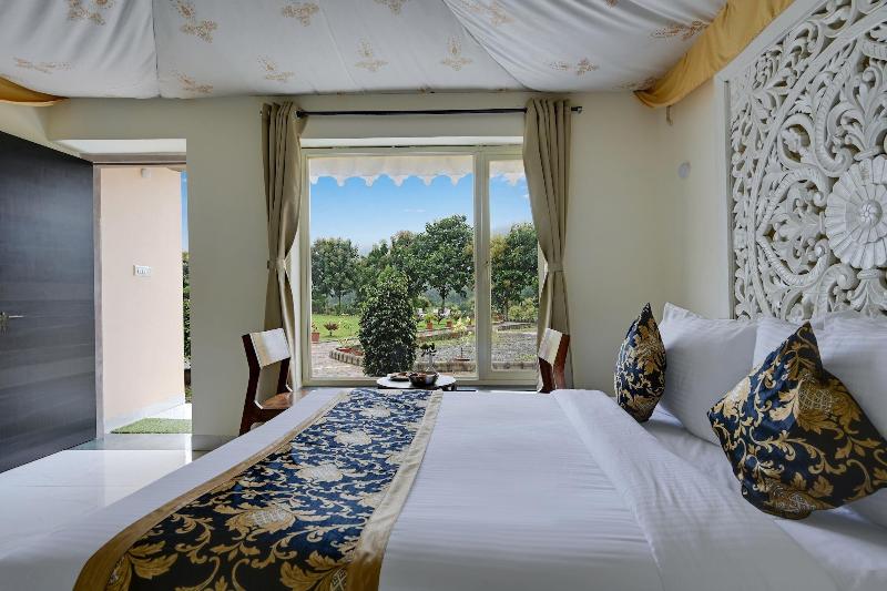Kavish Holiday Hill Resort image