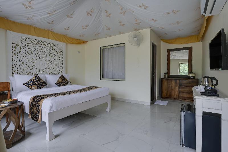Kavish Holiday Hill Resort image