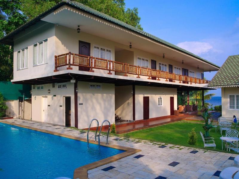 Cyrus Resort By Tolins Hotels Resorts image