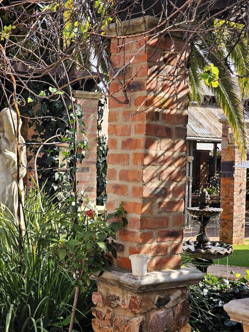 Maison De Leo Luxury Guesthouse image