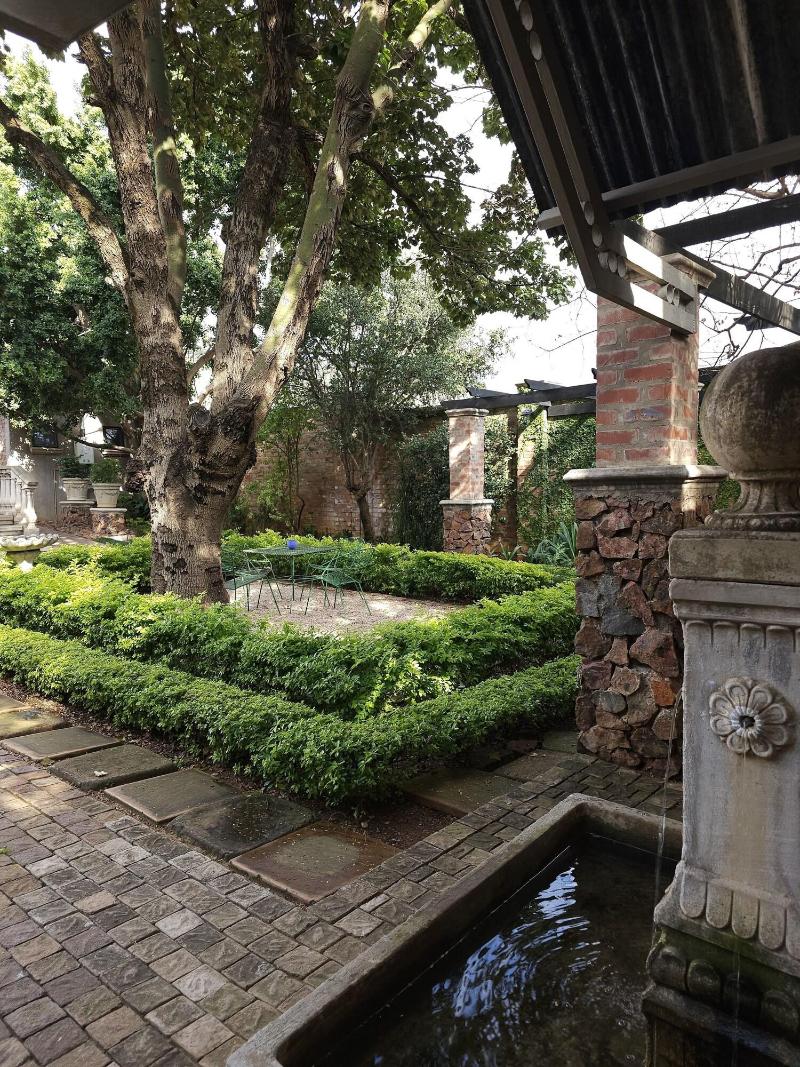 Maison De Leo Luxury Guesthouse image