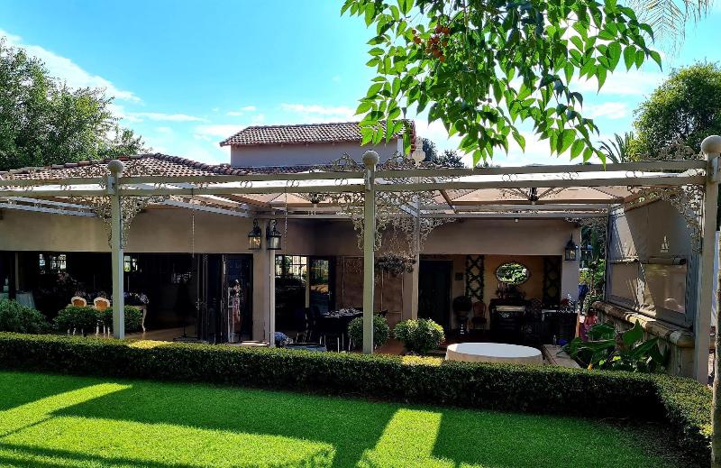 Maison De Leo Luxury Guesthouse image