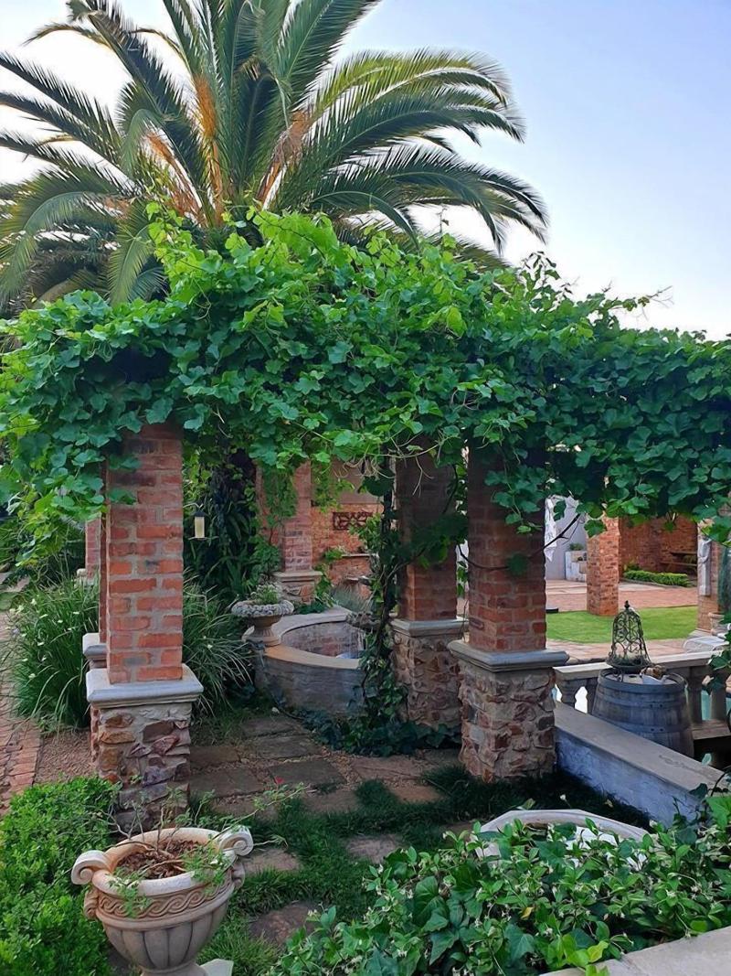 Maison De Leo Luxury Guesthouse image