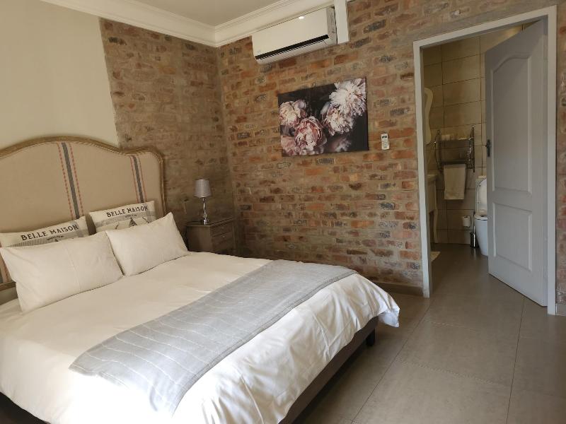 Maison De Leo Luxury Guesthouse image