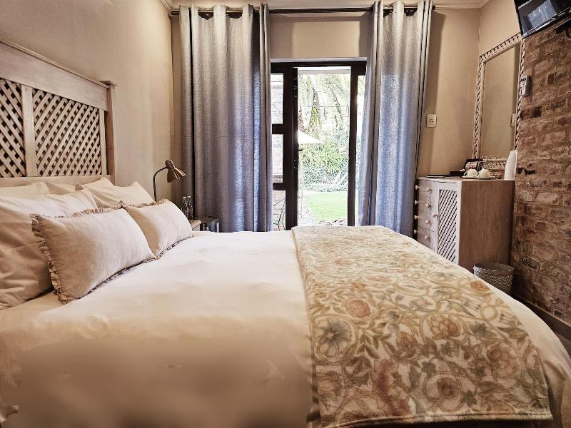 Maison De Leo Luxury Guesthouse image