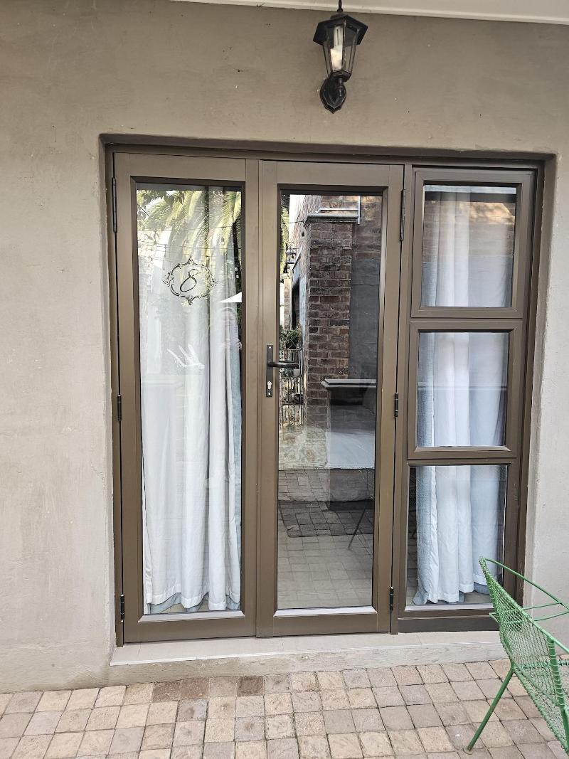 Maison De Leo Luxury Guesthouse image