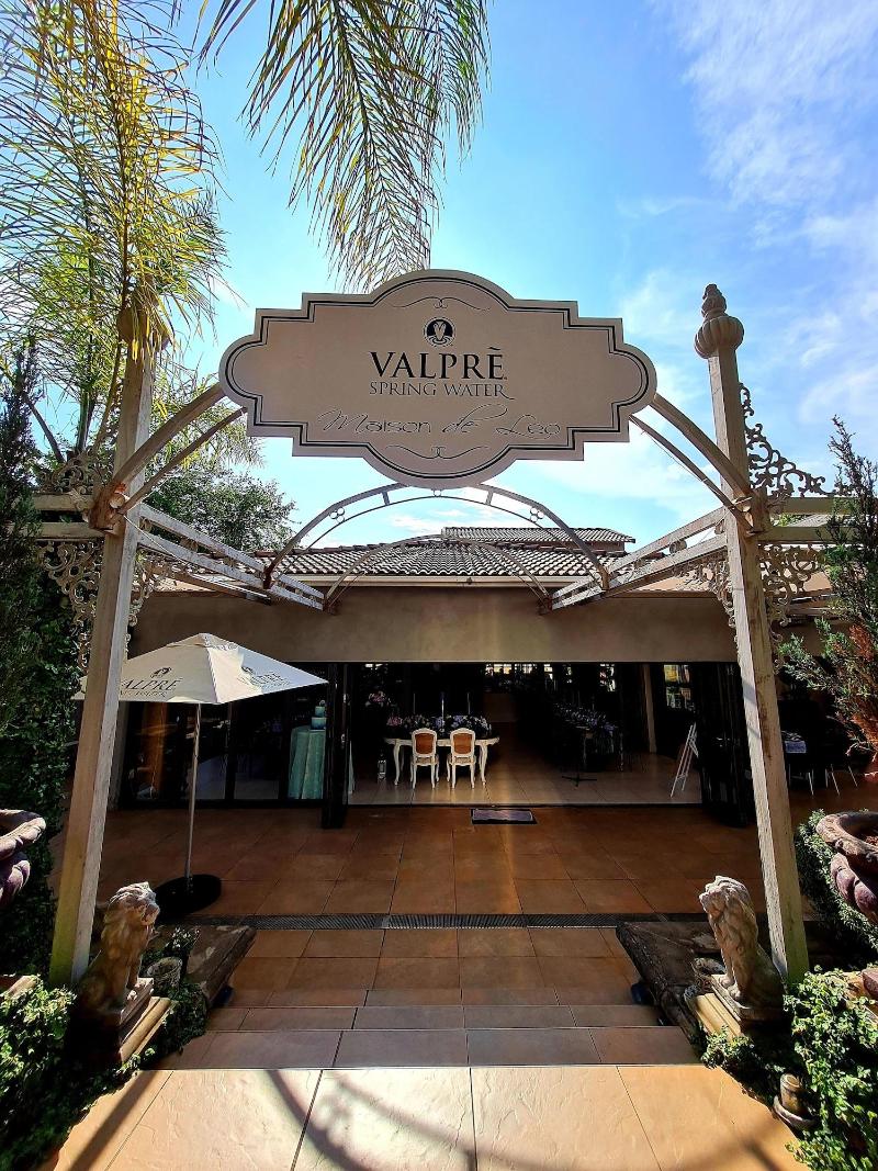Maison De Leo Luxury Guesthouse image