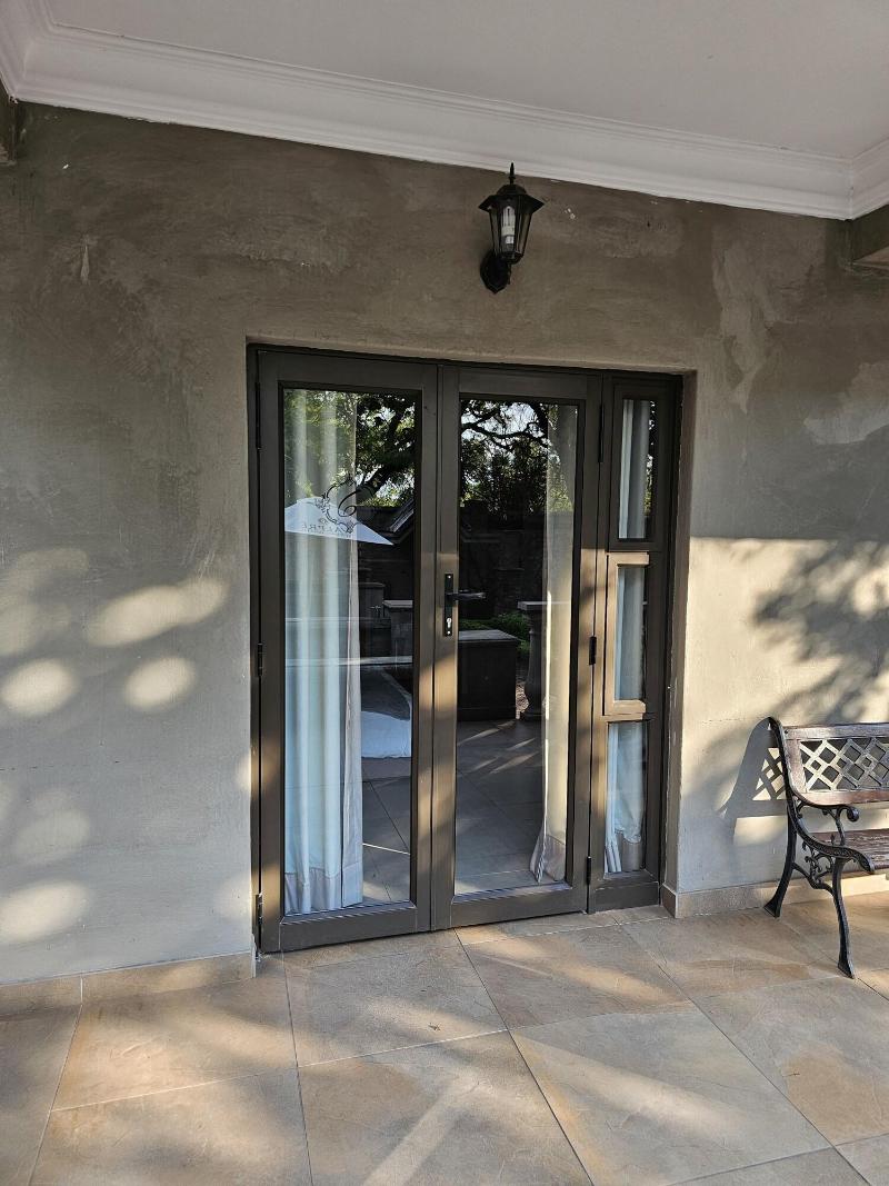 Maison De Leo Luxury Guesthouse image