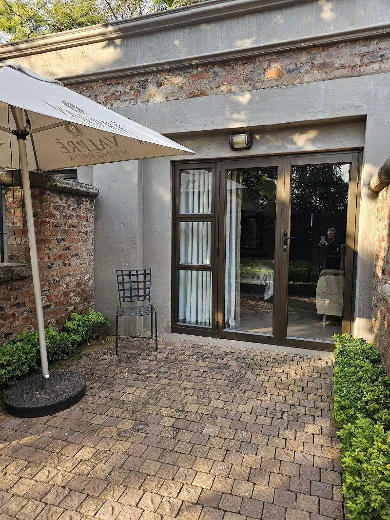 Maison De Leo Luxury Guesthouse image