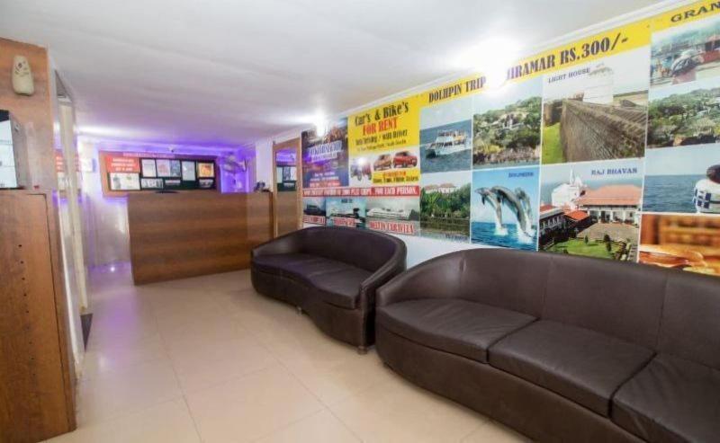 Hotel Travellers Inn image