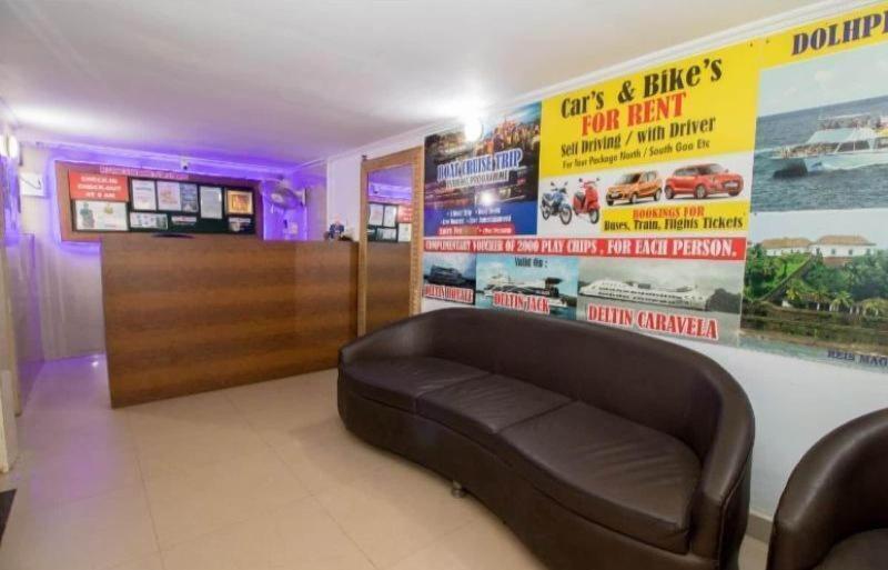 Hotel Travellers Inn image