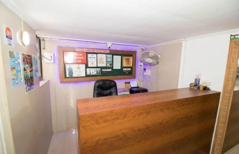 Hotel Travellers Inn image