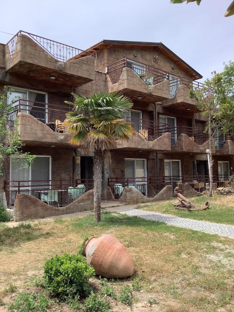 Babylon Gardens Apart Hotel