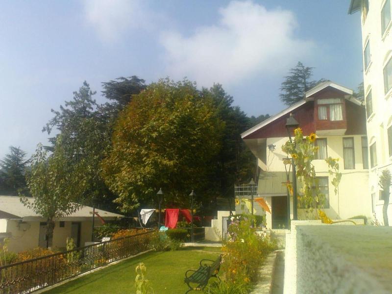 Vardaan Hotels Patnitop — general view