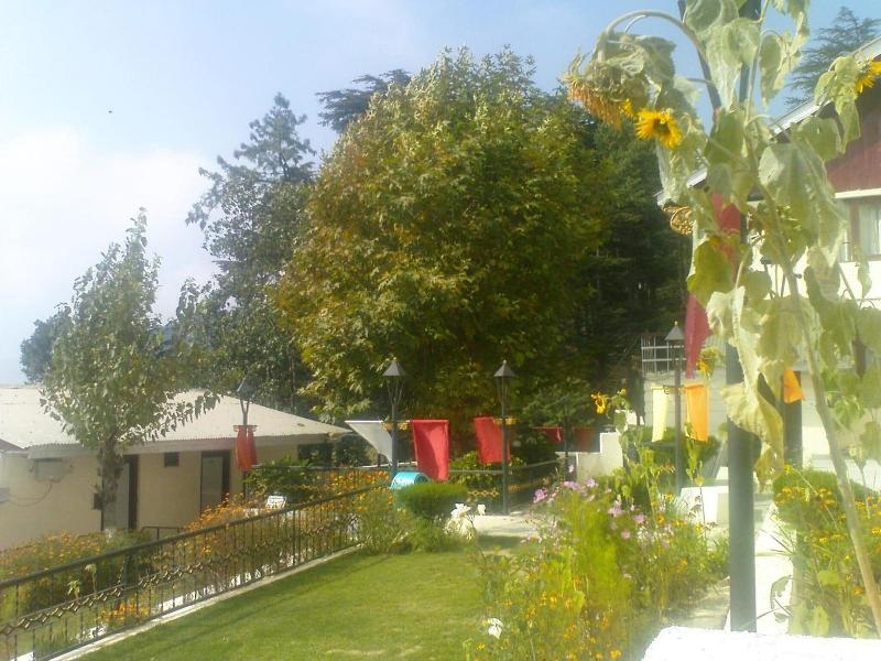 Vardaan Hotels Patnitop — general view