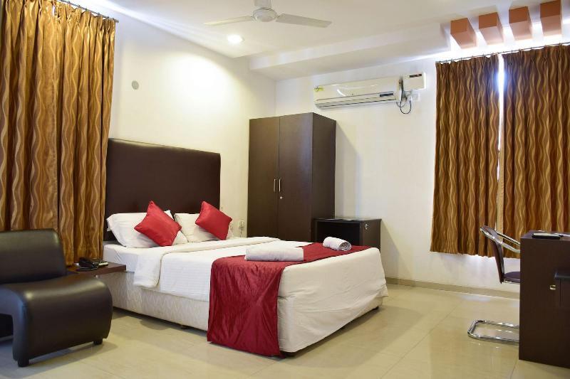 Zo Rooms Sr Nagar — main photo