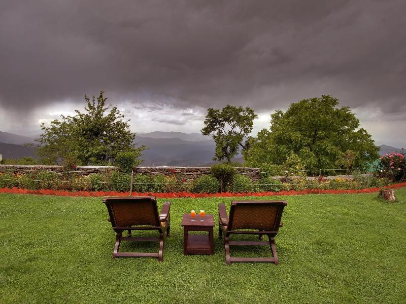 Chevron Eco Lodge image