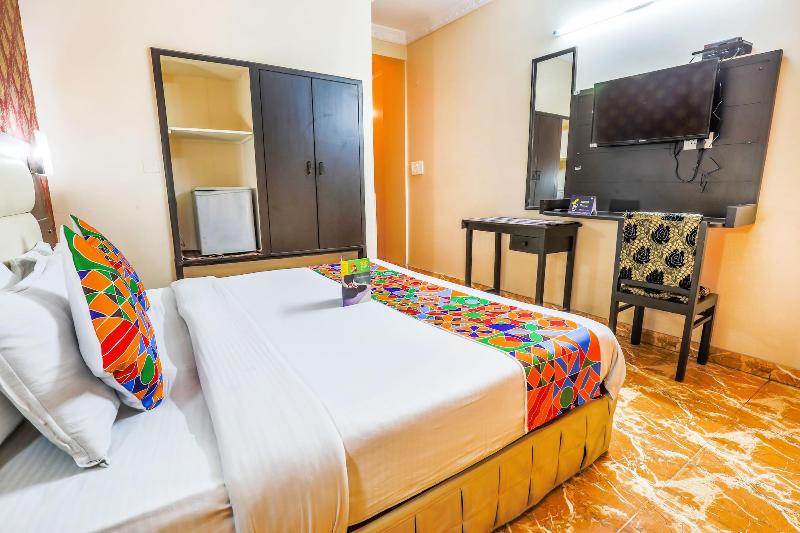 Fabhotel Pramila image