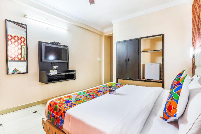 Fabhotel Pramila image