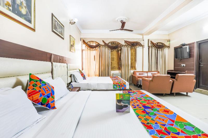 Fabhotel Pramila image