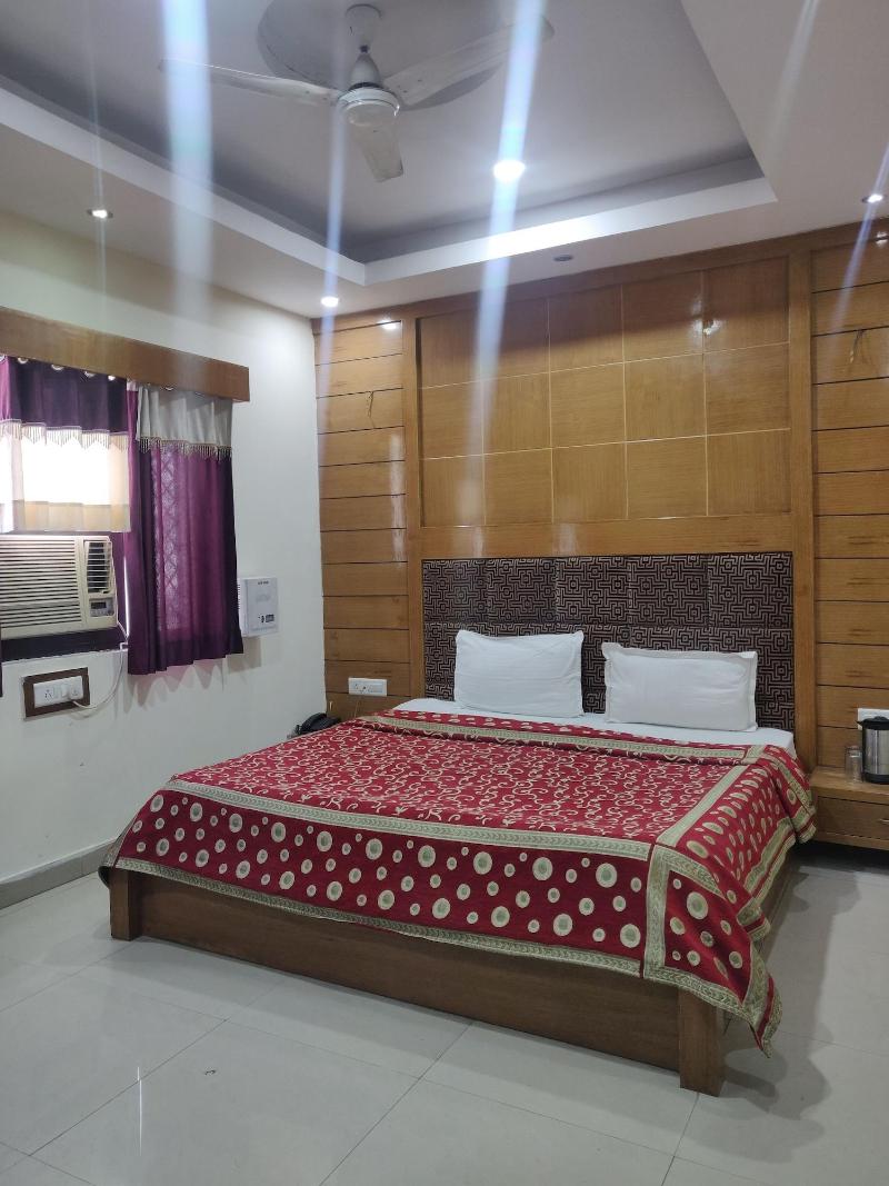 Hotel Raj Mandir image