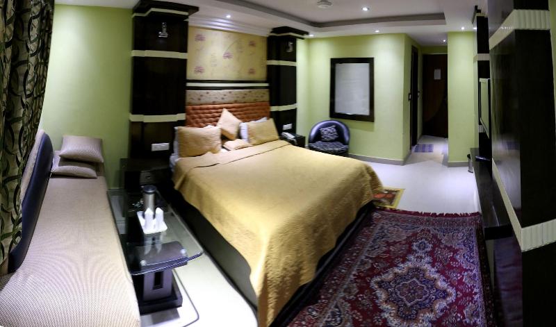 Hotel Raj Mandir image
