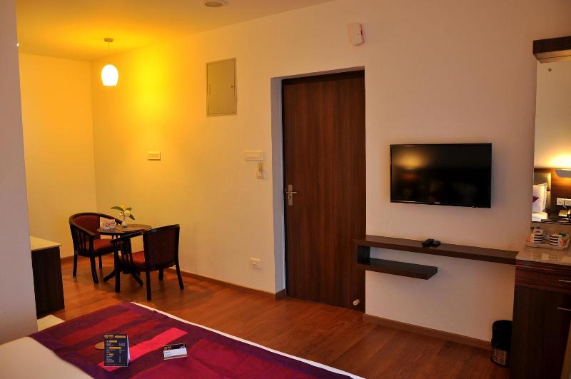 Oyo 1870 Hotel Rt Hill View image