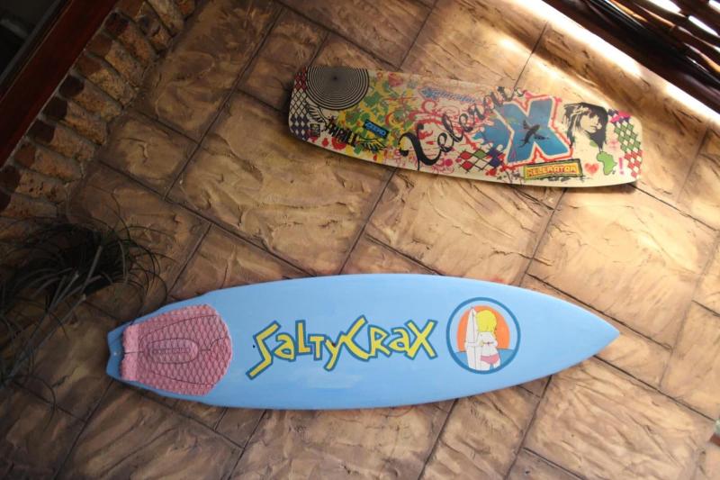 Saltycrax Backpackers And Adventures image