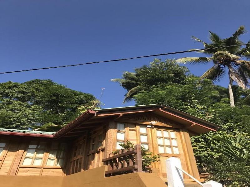Plantation Retreat image