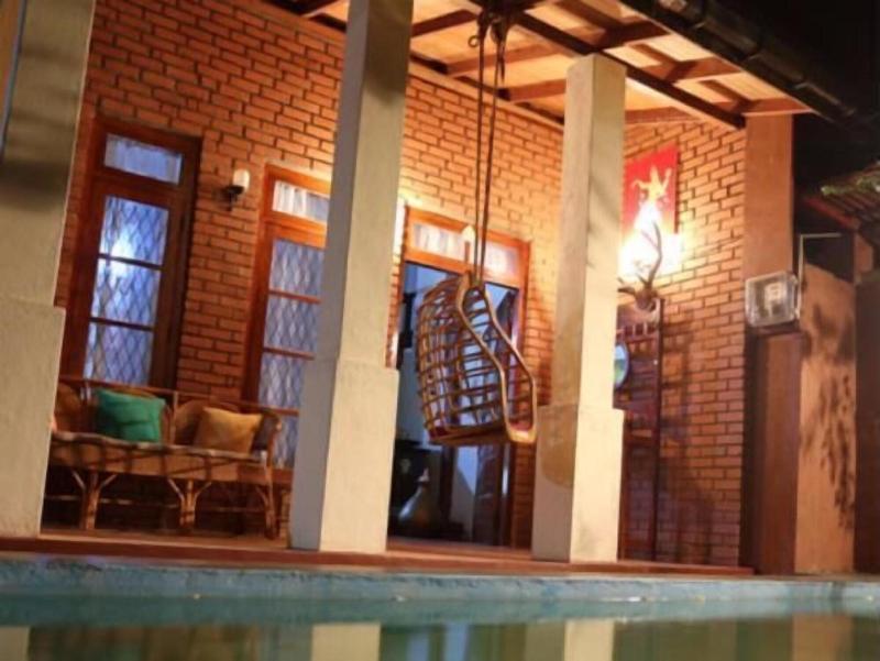 Plantation Retreat image