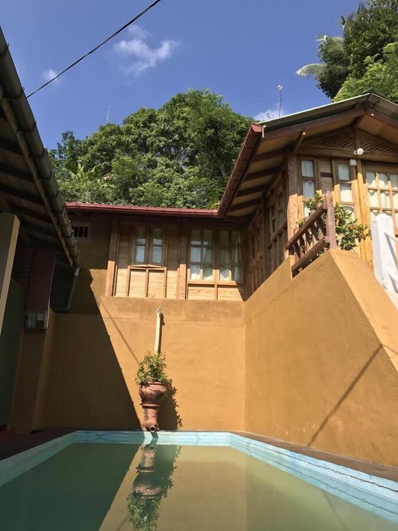 Plantation Retreat image