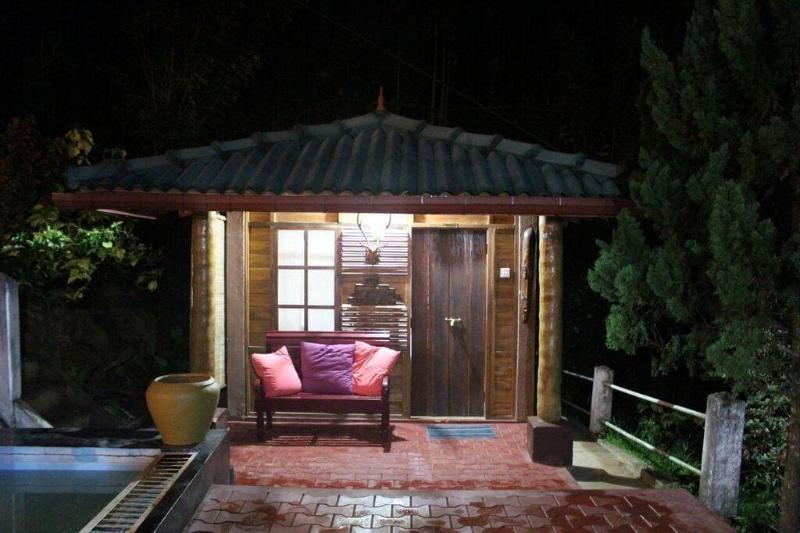 Plantation Retreat image