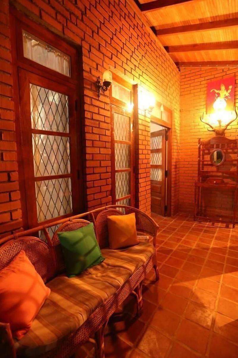 Plantation Retreat image