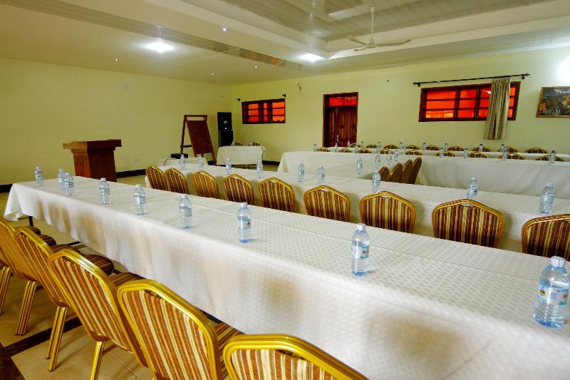 Kalya Courts Hotel image