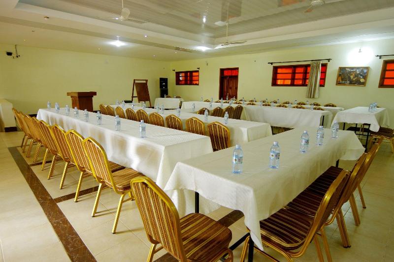 Kalya Courts Hotel image