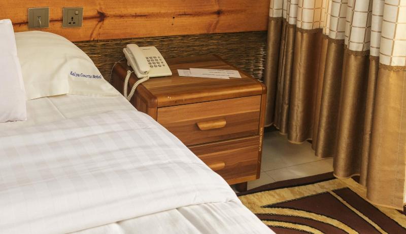 Kalya Courts Hotel image