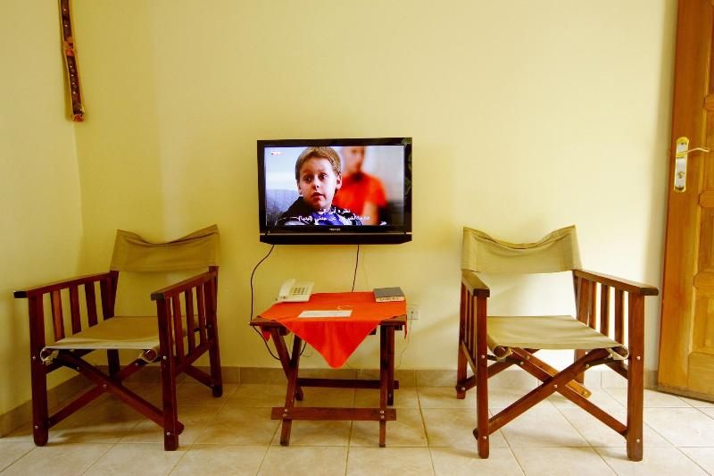 Kalya Courts Hotel image