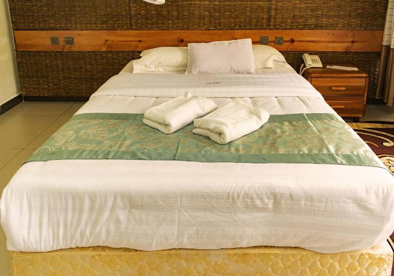 Kalya Courts Hotel image
