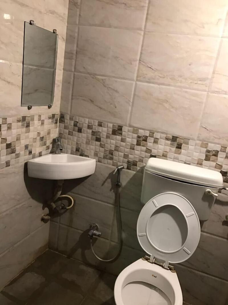 Hotel National image